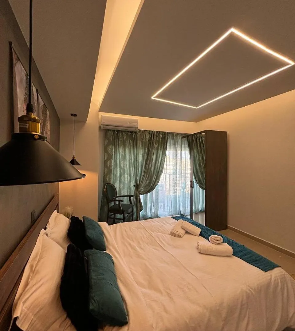 Purpe Orchid - Modern Studio Thessaloniki Apartment
